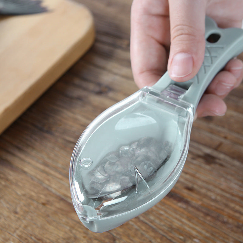 Fish Scale Remover Tool with Cover – Easy Clean Fish Scraper